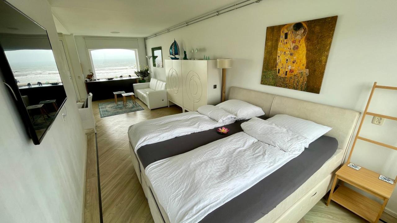 Beach Apartments Seaview Plus Parking Зандвоорт Екстериор снимка